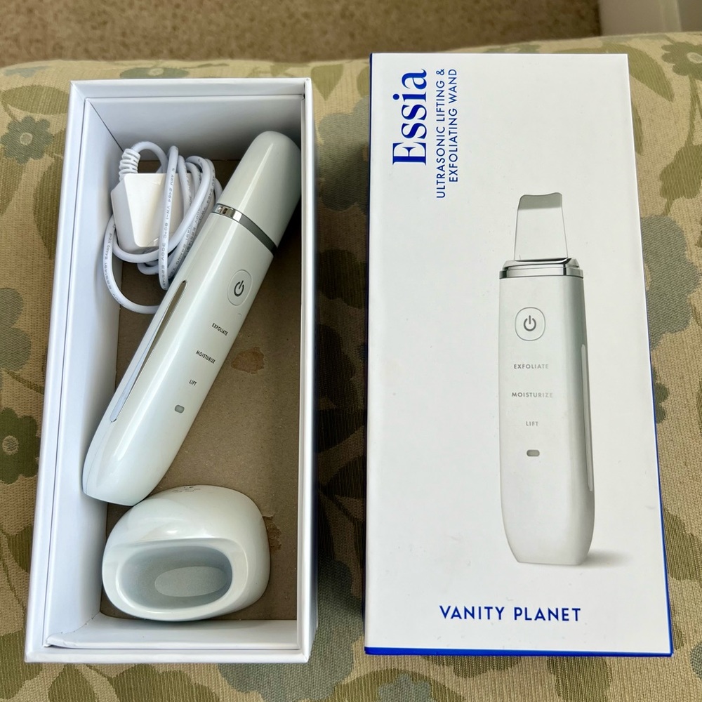 Vanity Planet Essia
